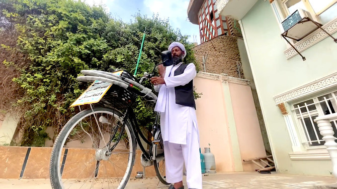 Afghan pilgrim bicycling to Makkah reaches Saudi Arabia by air