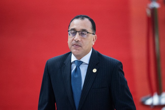 Egyptian PM asks Algeria to advance political and economic relations