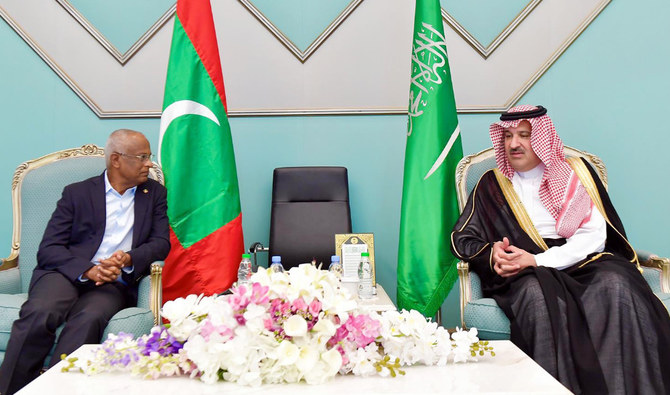 Prince Faisal bin Salman receives Maldives president in Madinah. (Supplied)