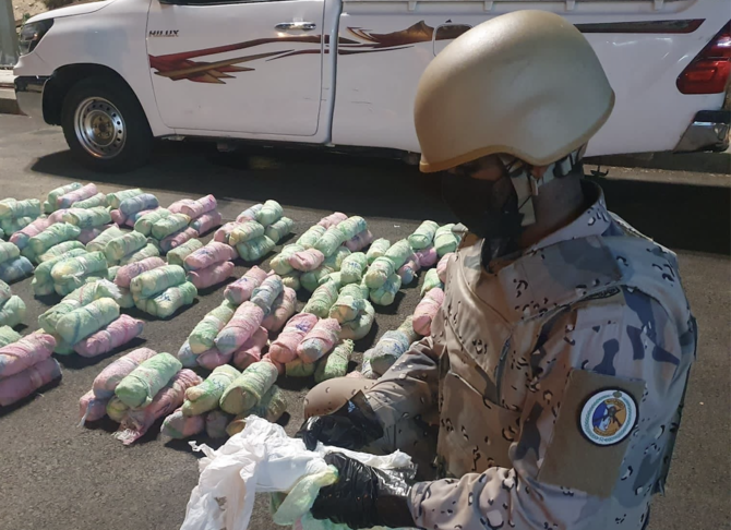 Saudi border patrol thwarts attempt to smuggle drugs