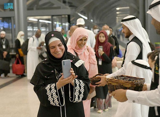Pilgrims visit Madinah after completing Hajj