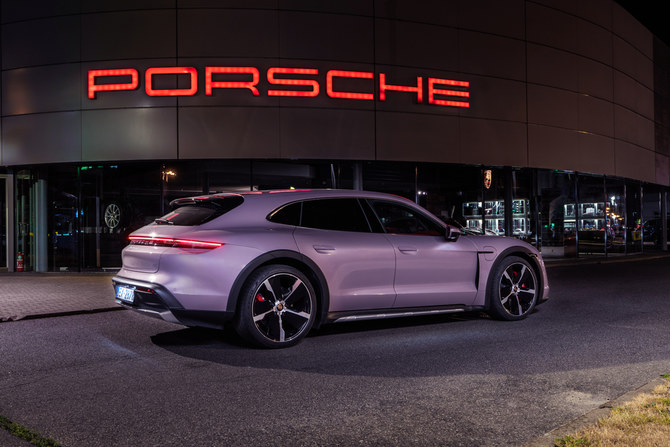 Porsche banks on luxury car demand to target $39bn revenues in 2022