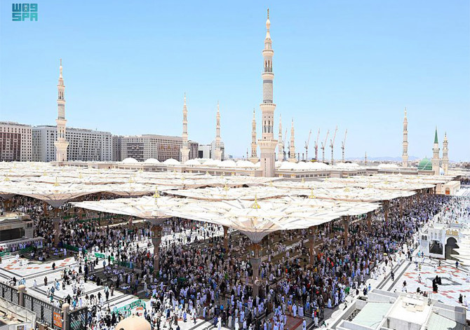 This year Saudi Arabia welcomed 1 million pilgrims including 850,000 from abroad to perform Hajj. (SPA)