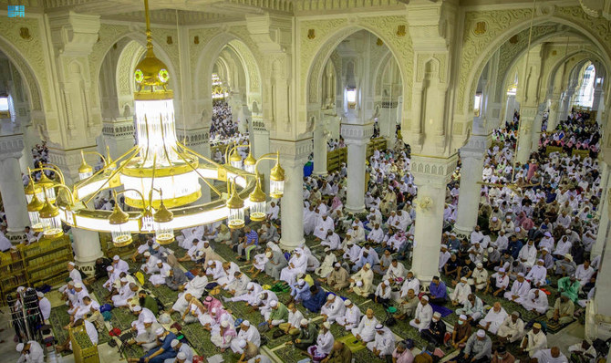 Thousands of pilgrims arrive in Madinah after Hajj. (SPA)