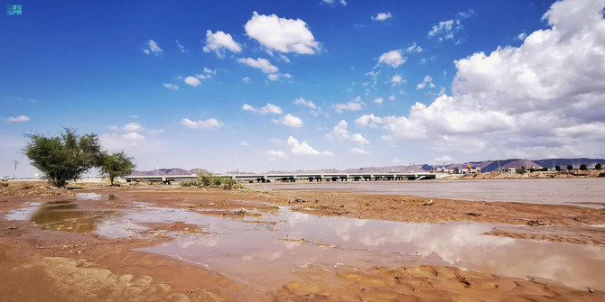 Heavy rains lash Najran Valley, missing child found drowned
