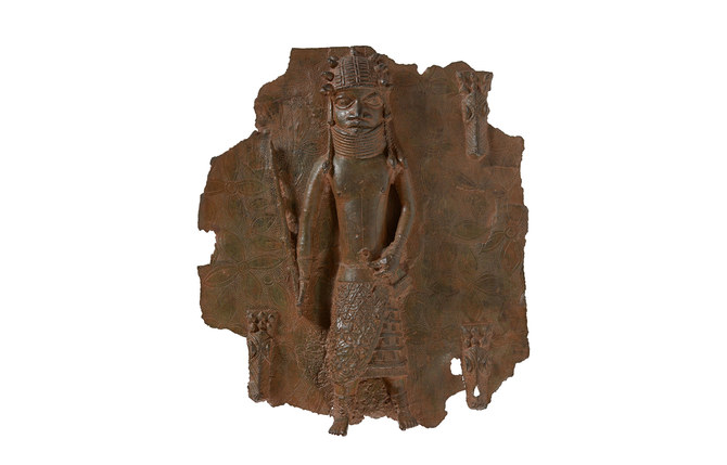 UK museum agrees to return looted Benin Bronzes to Nigeria
