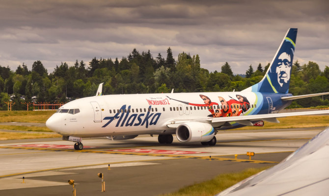 Alaska Airlines faces discrimination lawsuit over removal of Muslim passengers from flight