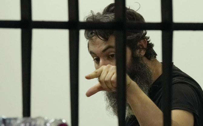 Beirut bank gunman still behind bars as family takes to the street in protest