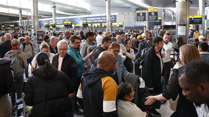 Heathrow extends passenger cap into October