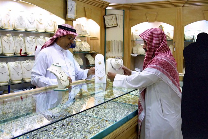 Saudi Arabia’s jewelry sector tops economic activities, with 36% jump in sales in Q2