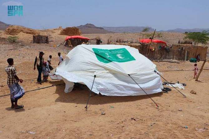 Saudi Arabia’s KSrelief provides aid to Yemenis in flood-hit Al-Mahra 