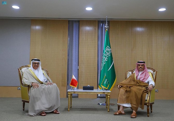 Saudi foreign minister meets Bahraini, Central Asian counterparts on sidelines of GCC meetings in Riyadh