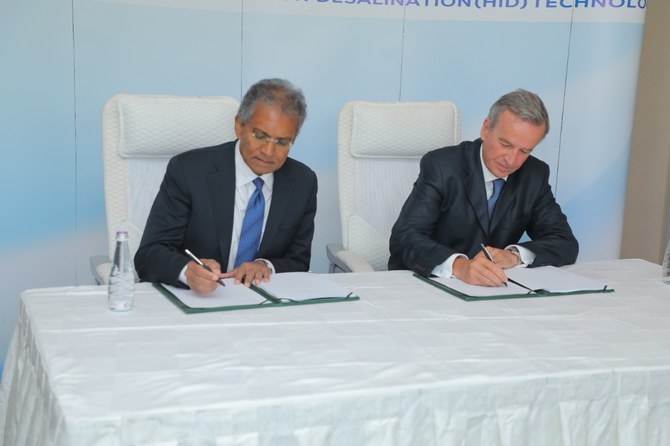 PIF-owned ACWA Power signs deal to integrate new technology in desalination 