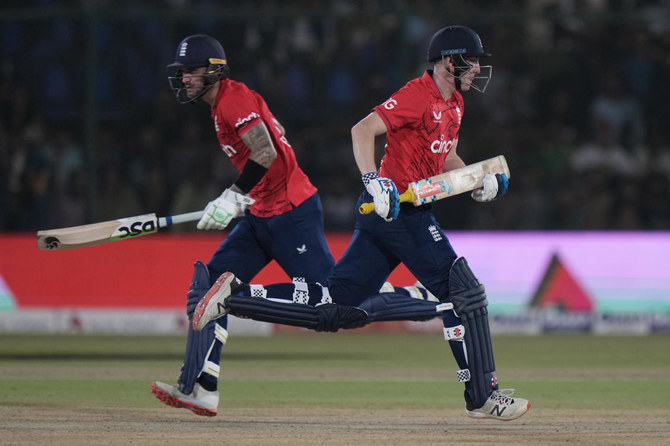 England wins 1st T20 in triumphant return to Pakistan