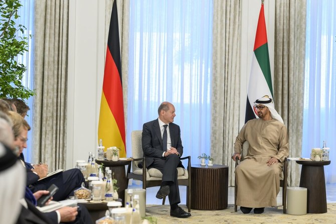 UAE President Mohamed bin Zayed meets with Germany’s Scholz in Abu Dhabi
