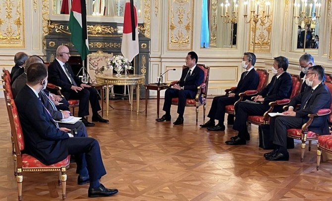 Kishida promises support for two-state solution in meeting with former Palestine PM