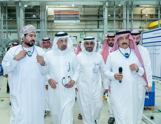 Saudi, Oman investment ministers visit clean energy facility at Alfanar Industrial City in Riyadh