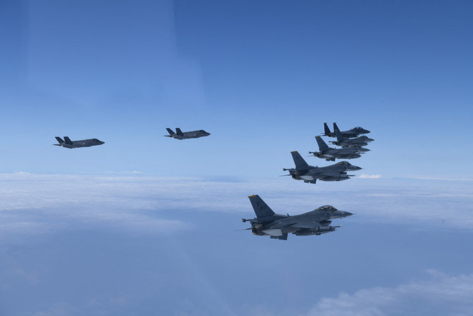 US and South Korean warplanes begin largest ever air drills amid North Korean threats