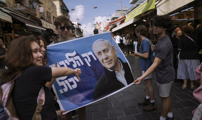 Netanyahu bids for comeback in tight Israeli election