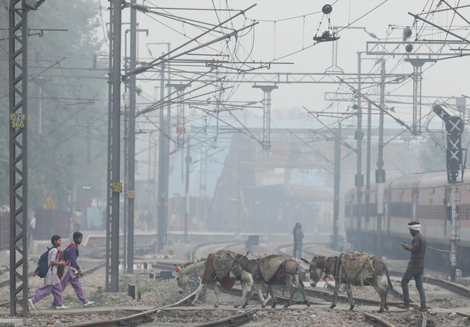 New Delhi to shut schools as toxic smog chokes India’s capital