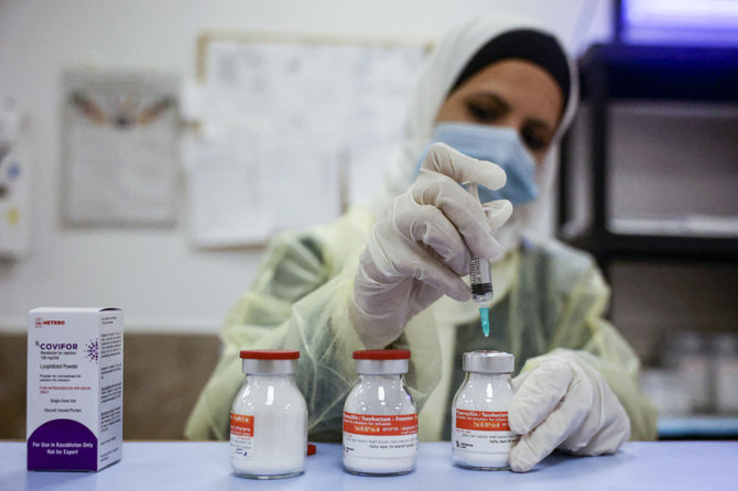 Saudi Arabia’s Tetamman clinics offer treatment and advice to those with virus symptoms. (AFP)