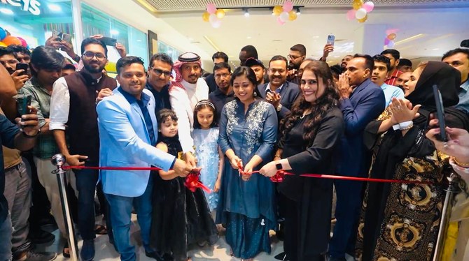 Beauty salon opens at LuLu Hypermarket in Jeddah