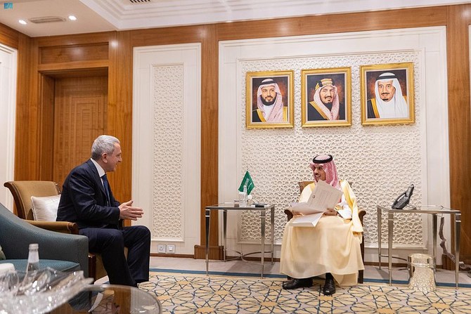 King Salman receives message from Azerbaijan President
