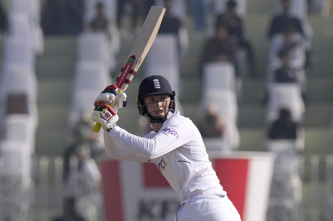 Record-breaking England put Pakistan to the sword in first Test