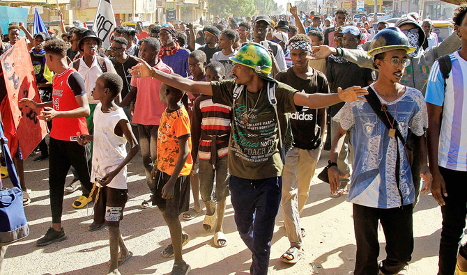 Protests in Sudan against deal to end post-coup crisis