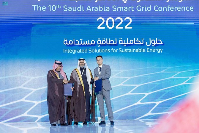 Saudi Electricity Co. signs contracts worth $720m to implement smart grid projects 