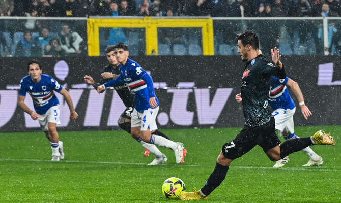 Napoli down Sampdoria 2-0 to stretch Serie A lead as Milan draw