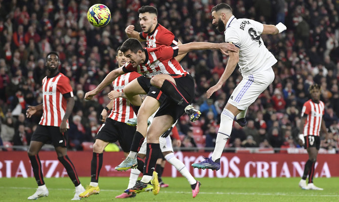 Benzema keeps on scoring, Madrid stay close to Barcelona
