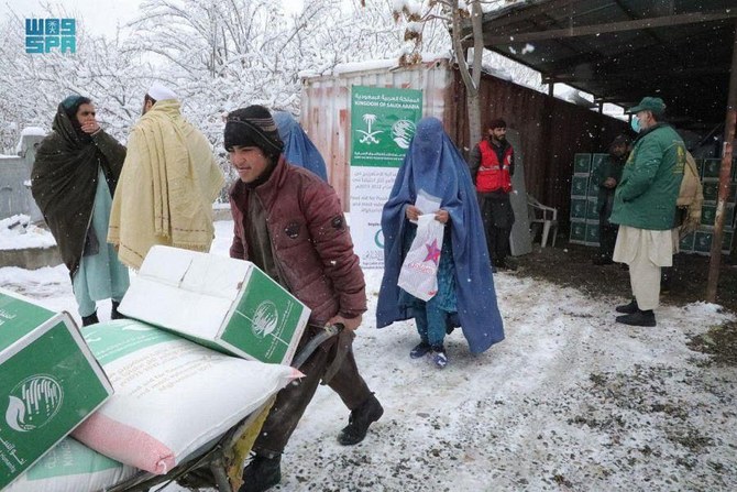 KSRelief distributes food aid to over 28,000 people in 4 countries