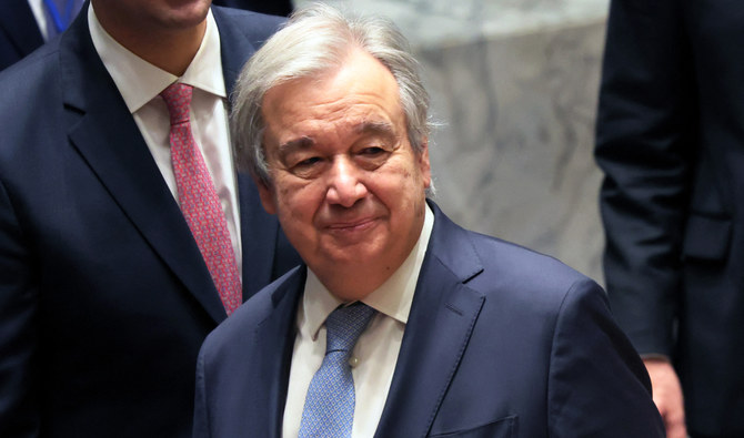 UN chief praises moves toward stability in rare Iraq visit