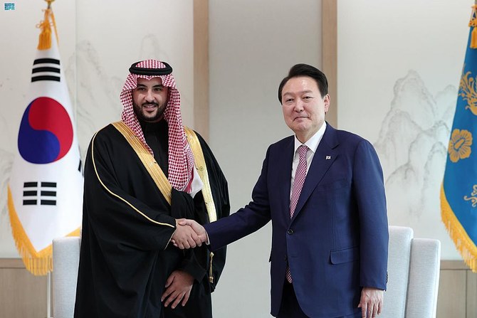 Saudi defense minister meets South Korean president, counterpart in Seoul