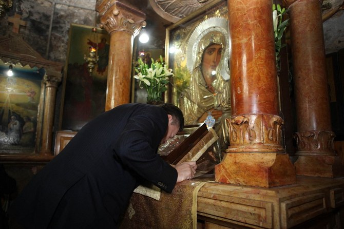 The Jerusalem Governorate said the settlers stormed the Church of the Tomb of the Virgin Mary and attempted to vandalize it. 