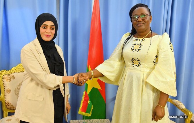 The agreement was signed by the OIC’s Dr. Amina Al-Hajri and Karamoko Jean-Marie Traore.