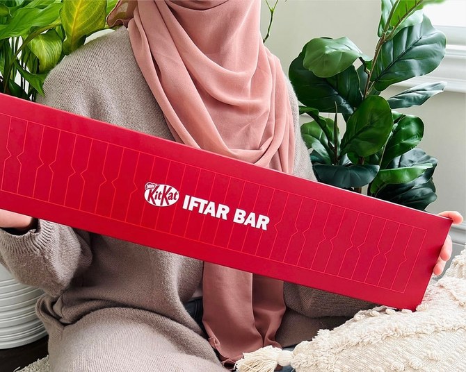 Nestle hands out limited edition KitKat Iftar Bars in Canada