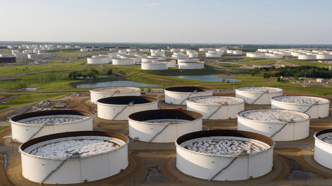 US crude stockpiles fall sharply on strong export, refinery demand