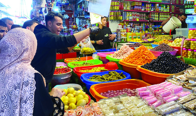 Gaza shoppers defy blockade with Ramadan economy revival