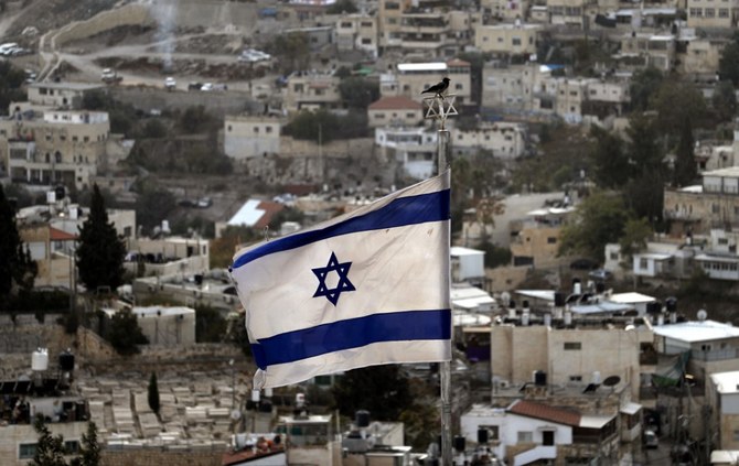Crow throwing down Israel flag goes viral on the internet