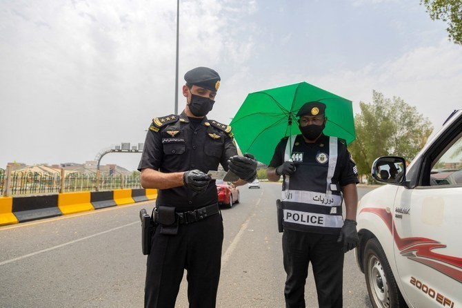 Authorities arrest drug smugglers in 3 Saudi cities