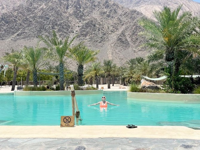 Actress Lindsay Lohan enjoys babymoon in Oman