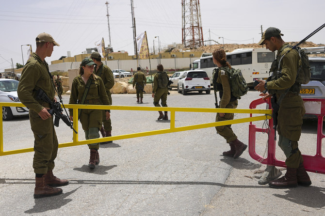Israeli military says Egyptian police officer kills 3 soldiers in gunbattle at Egyptian border