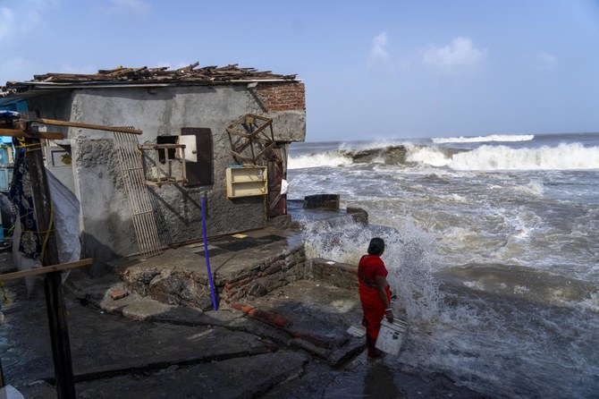 Tens of thousands evacuated as cyclone menaces India and Pakistan