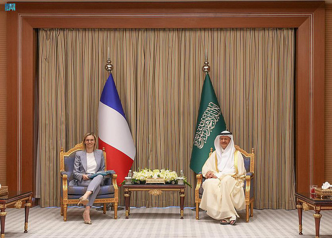 Saudi Arabia, France sign MoU on energy cooperation