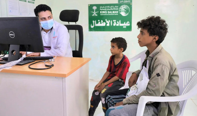 KSrelief-backed medical centers provide services for 5,944 people in Yemen