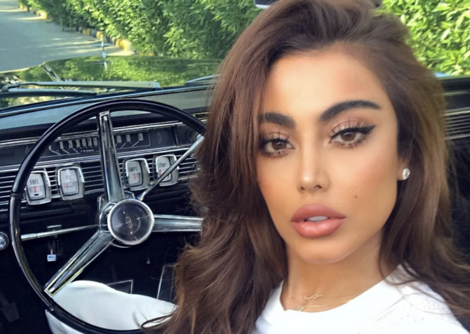 Kuwaiti influencer detained after two killed in car accident