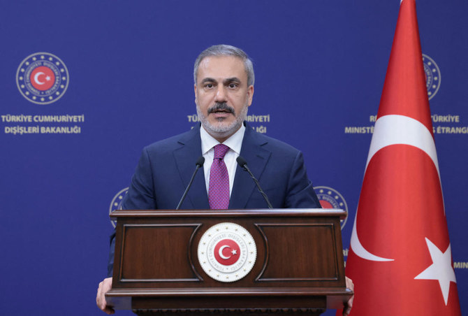 EU tells Turkiye to ‘address democracy’ before membership