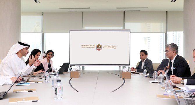 Emirati and Malaysian trade ministers discuss boosting economic ties